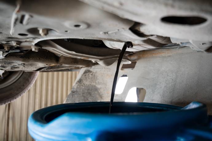 allison transmission leaking from vent