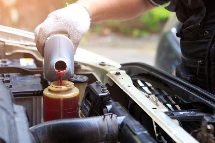 can you use power steering fluid for transmission fluid